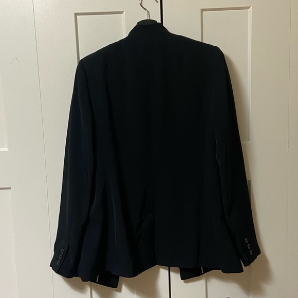 Banana Republic | Black Blazer - Picture 5 of 5